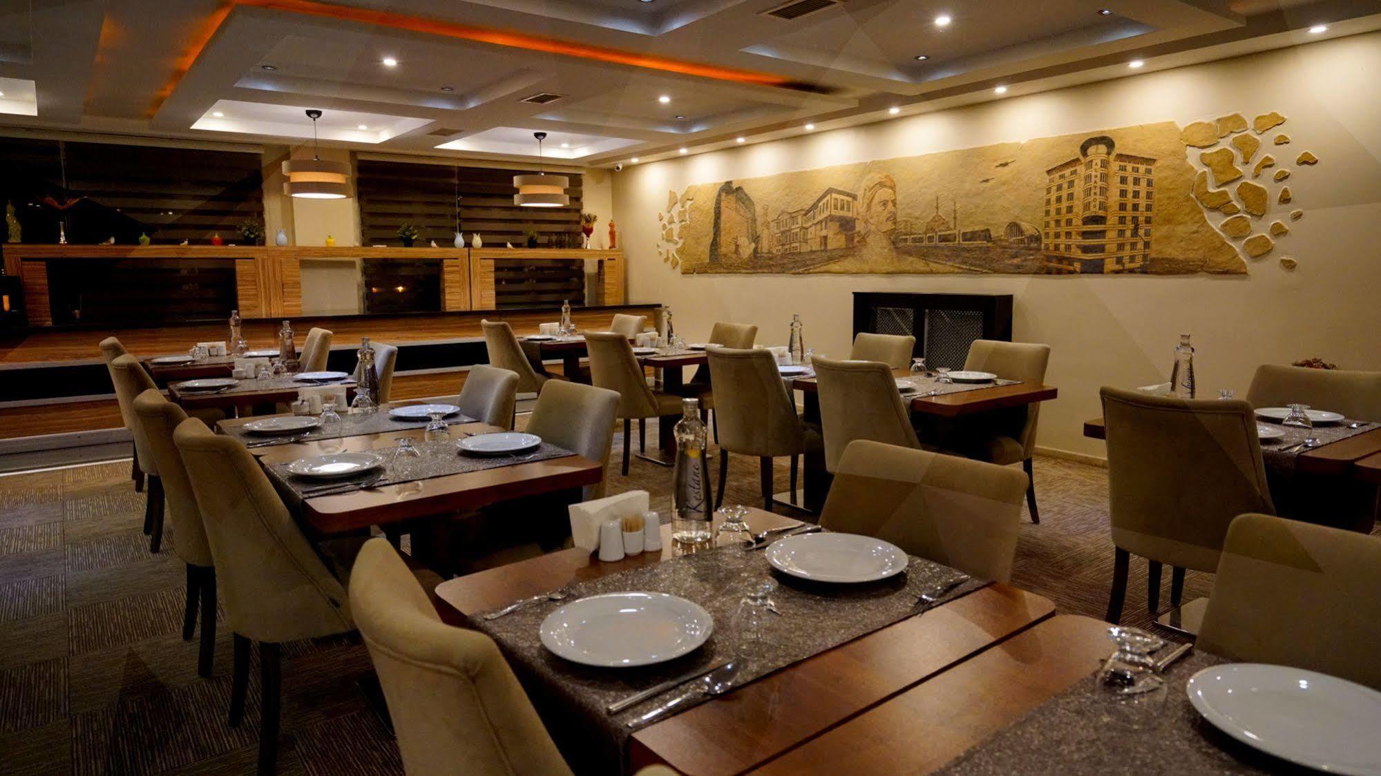 Es Albatros Hotel Eskişehir Exteriér fotografie