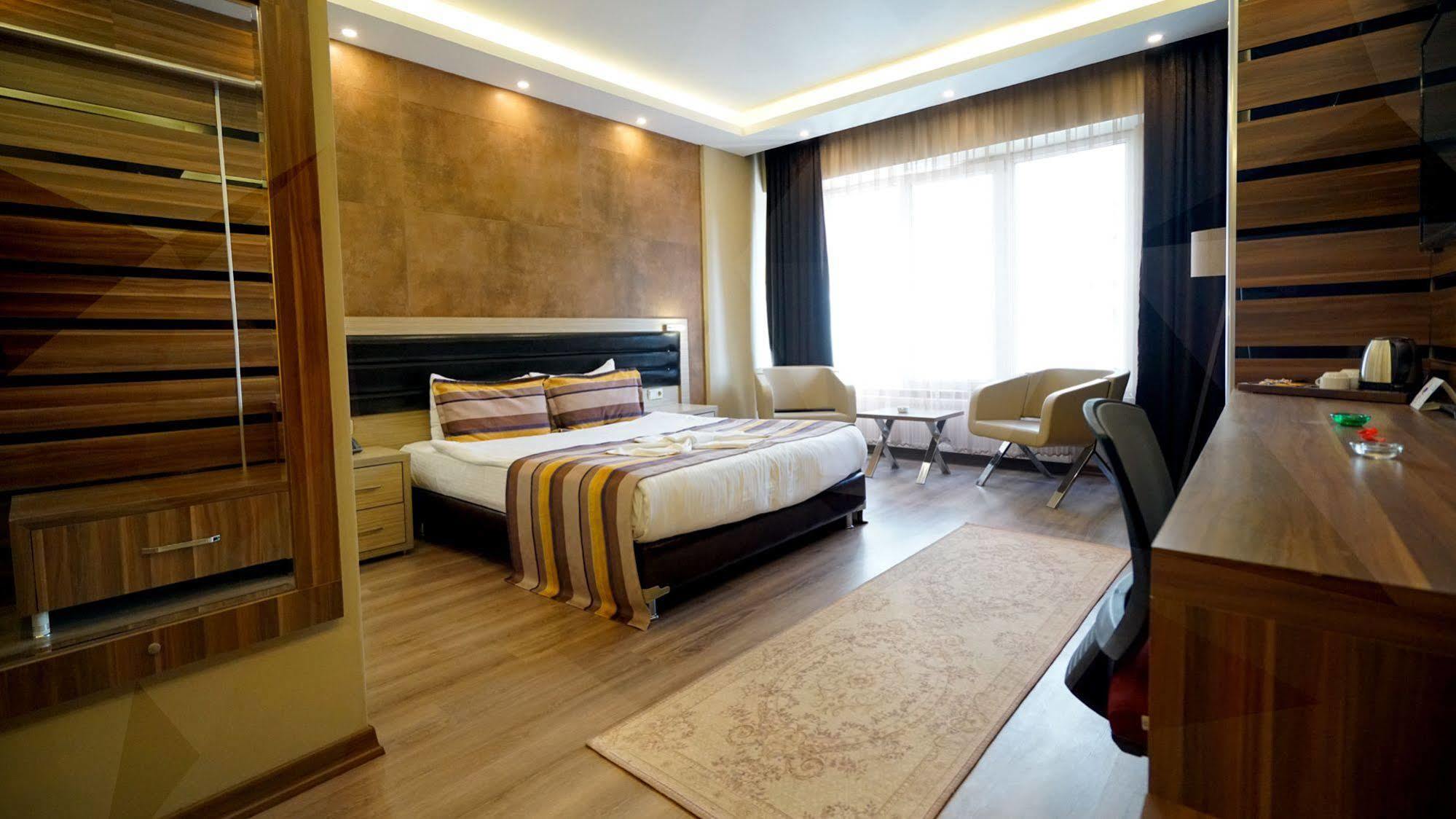 Es Albatros Hotel Eskişehir Exteriér fotografie