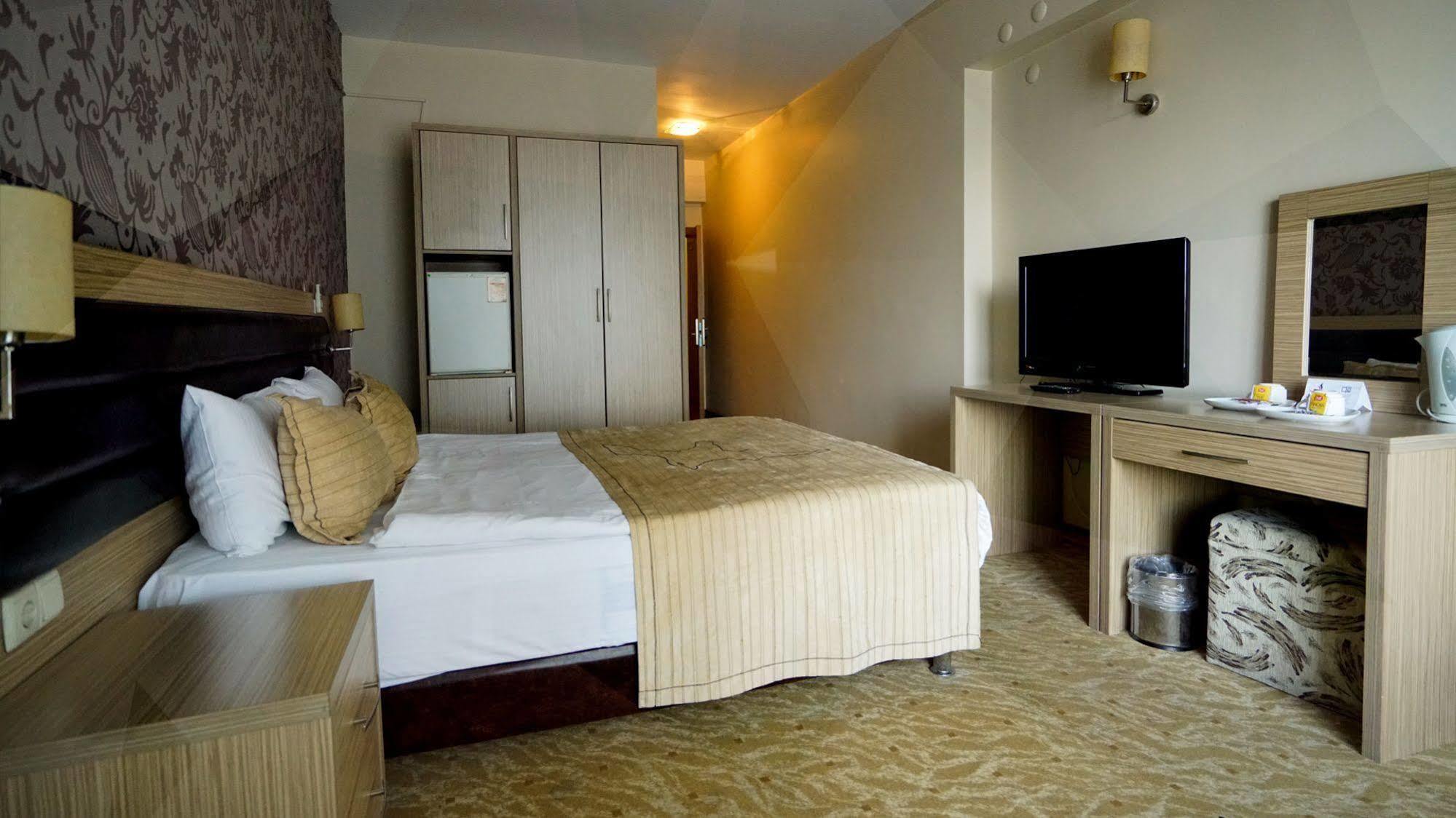 Es Albatros Hotel Eskişehir Exteriér fotografie